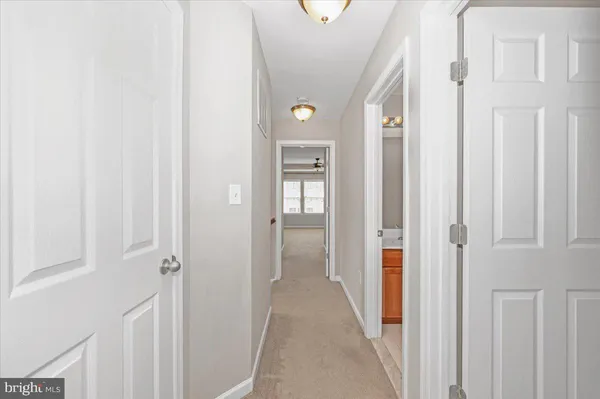 $1,750 | 7 New Gate Court, Falling Waters, WV 25419