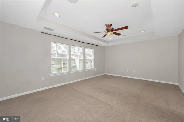 $1,750 | 7 New Gate Court, Falling Waters, WV 25419