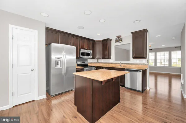 $1,750 | 7 New Gate Court, Falling Waters, WV 25419