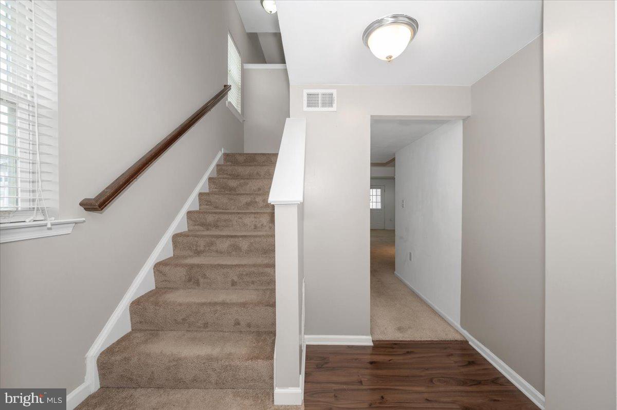 7 New Gate Court Falling Waters, WV 25419 - Photo 38 of 52