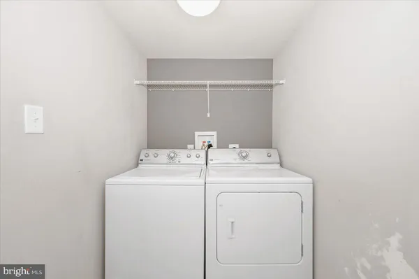 $1,750 | 7 New Gate Court, Falling Waters, WV 25419