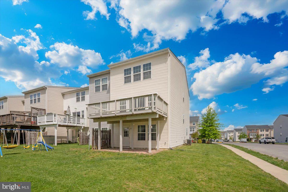 7 New Gate Court Falling Waters, WV 25419 - Photo 45 of 52