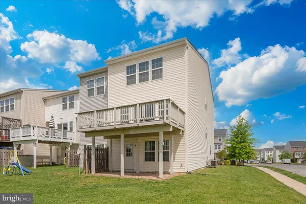 $1,750 | 7 New Gate Court, Falling Waters, WV 25419