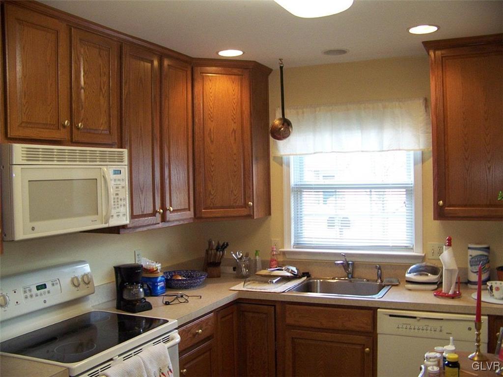 1500 Upstream Farm Road Easton, PA 18040 - Photo 3 of 10 Gallery Image 3