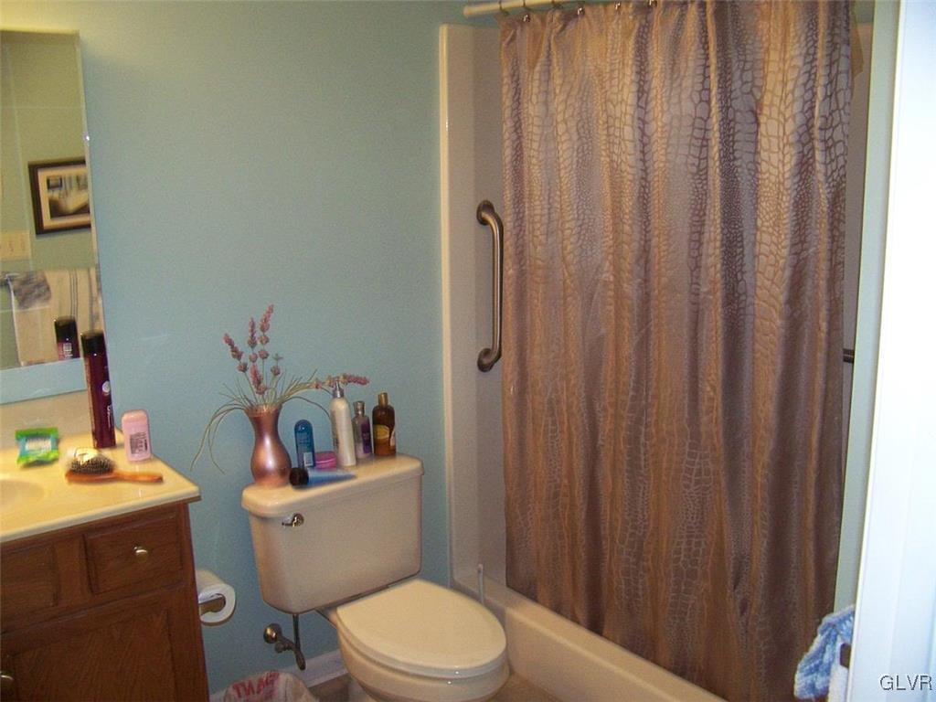 1500 Upstream Farm Road Easton, PA 18040 - Photo 7 of 10 Gallery Image 7