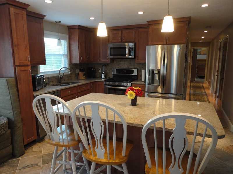 21 Hezekiah Drive Warren, RI 02885 - Photo 2 of 9 Kitchen.