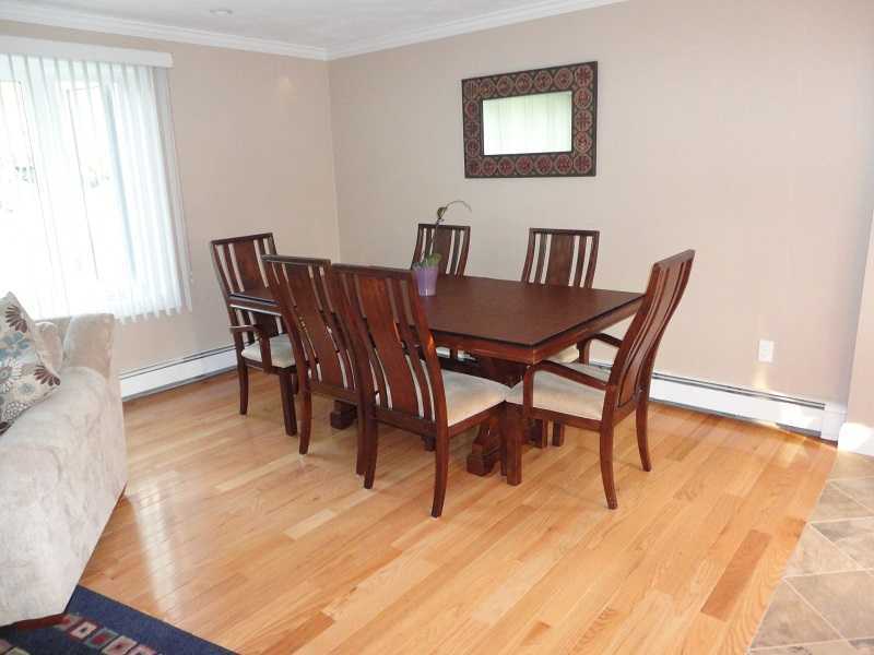 21 Hezekiah Drive Warren, RI 02885 - Photo 3 of 9 Dining Room.