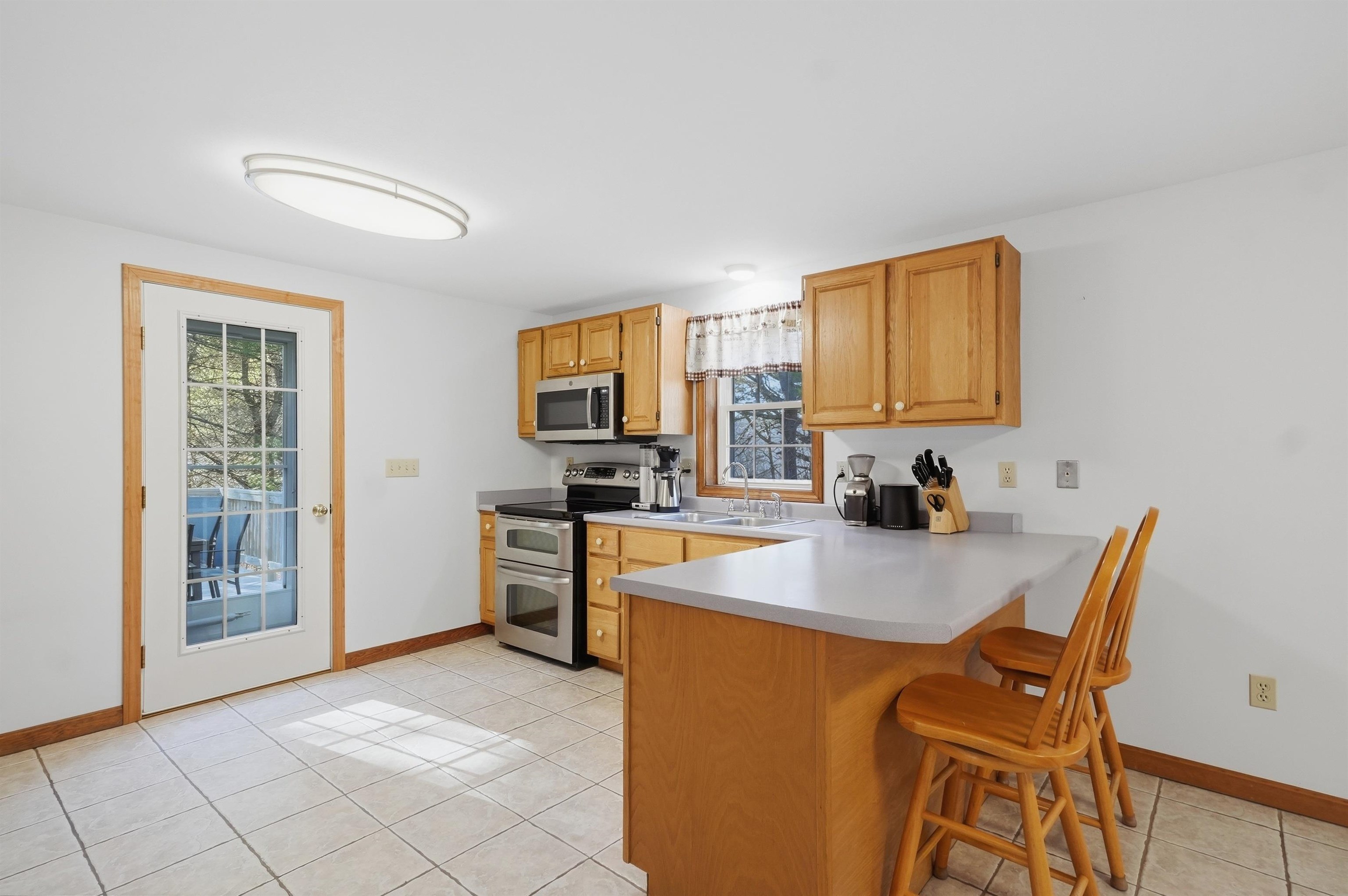 4 Smith Corner Road Newton, NH 03858 - Photo 13 of 37