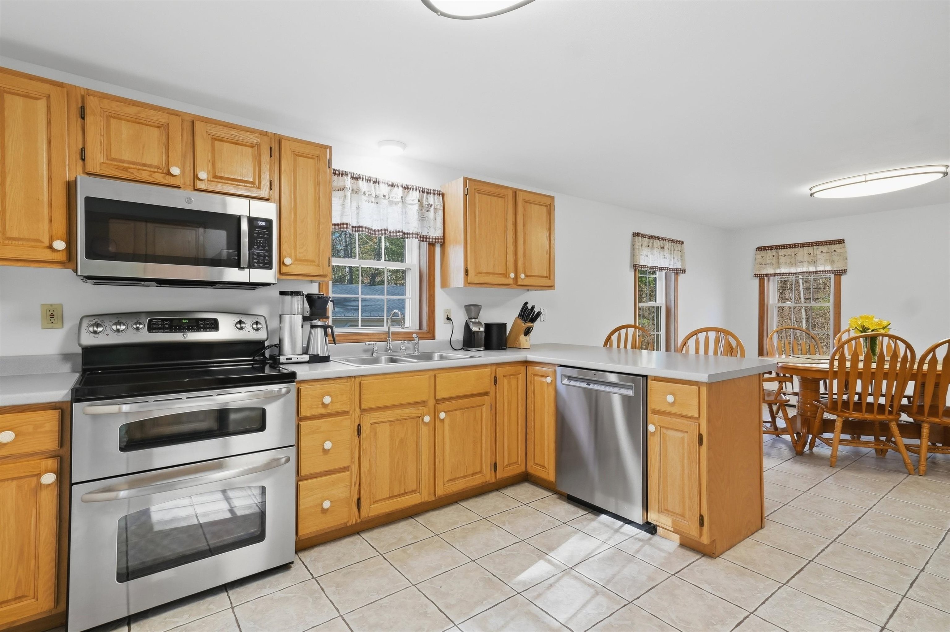 4 Smith Corner Road Newton, NH 03858 - Photo 10 of 37