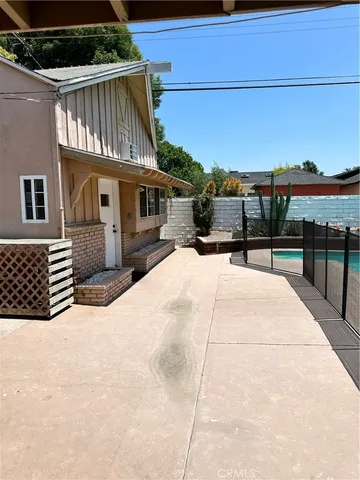 $4,799 | 7860 Lasaine Avenue, Northridge, CA 91325