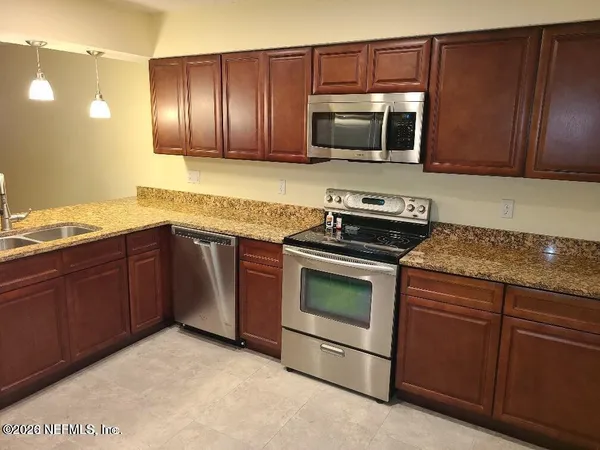 $1,300 | 5673 Bennington Drive, Jacksonville, FL 32244