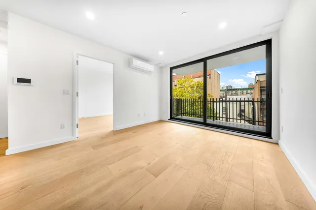 $695,000 | 30-24 32nd Street, Unit 2B | Astoria