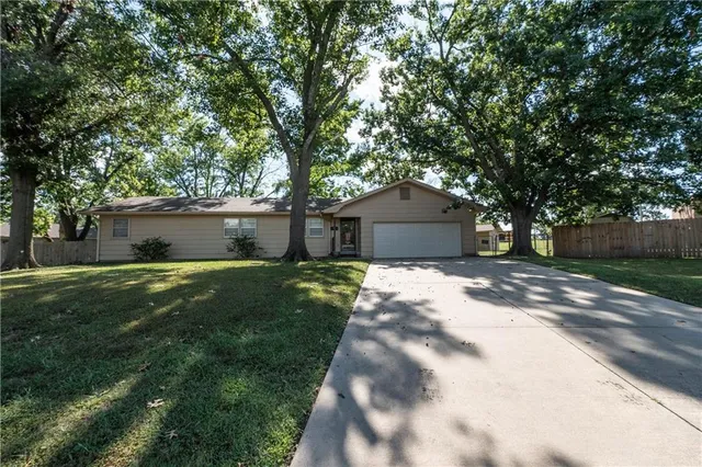 $159,999 | 7 Century Parkway, Neodesha, KS 66757