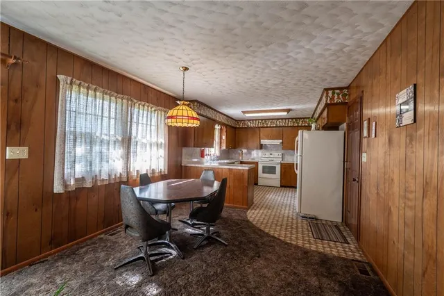 $159,999 | 7 Century Parkway, Neodesha, KS 66757