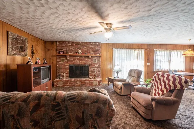 $159,999 | 7 Century Parkway, Neodesha, KS 66757