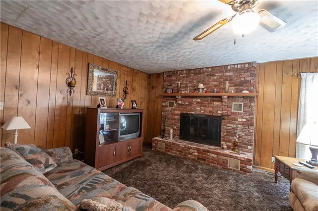 $159,999 | 7 Century Parkway, Neodesha, KS 66757