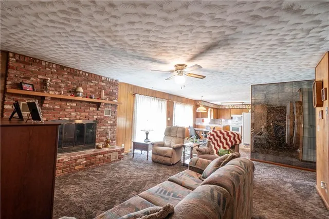 $159,999 | 7 Century Parkway, Neodesha, KS 66757