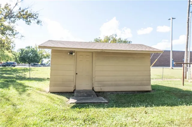 $159,999 | 7 Century Parkway, Neodesha, KS 66757