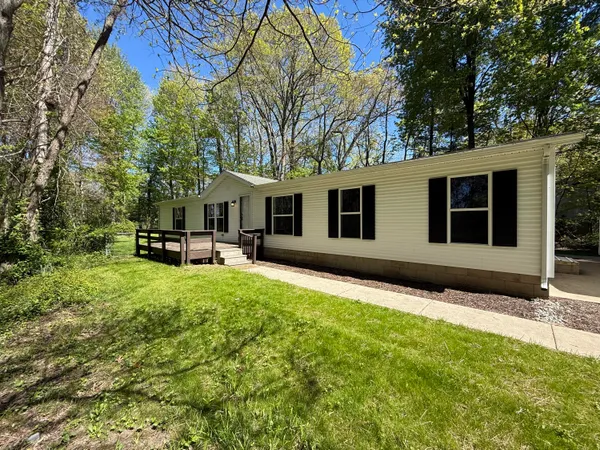 $219,900 | 122 Top Flight Road, Michigan City, IN 46360