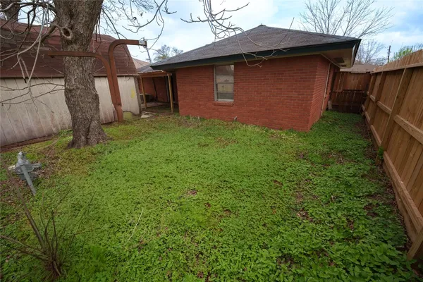 $190,000 | 1904 Edgehill Road, Pasadena, TX 77502