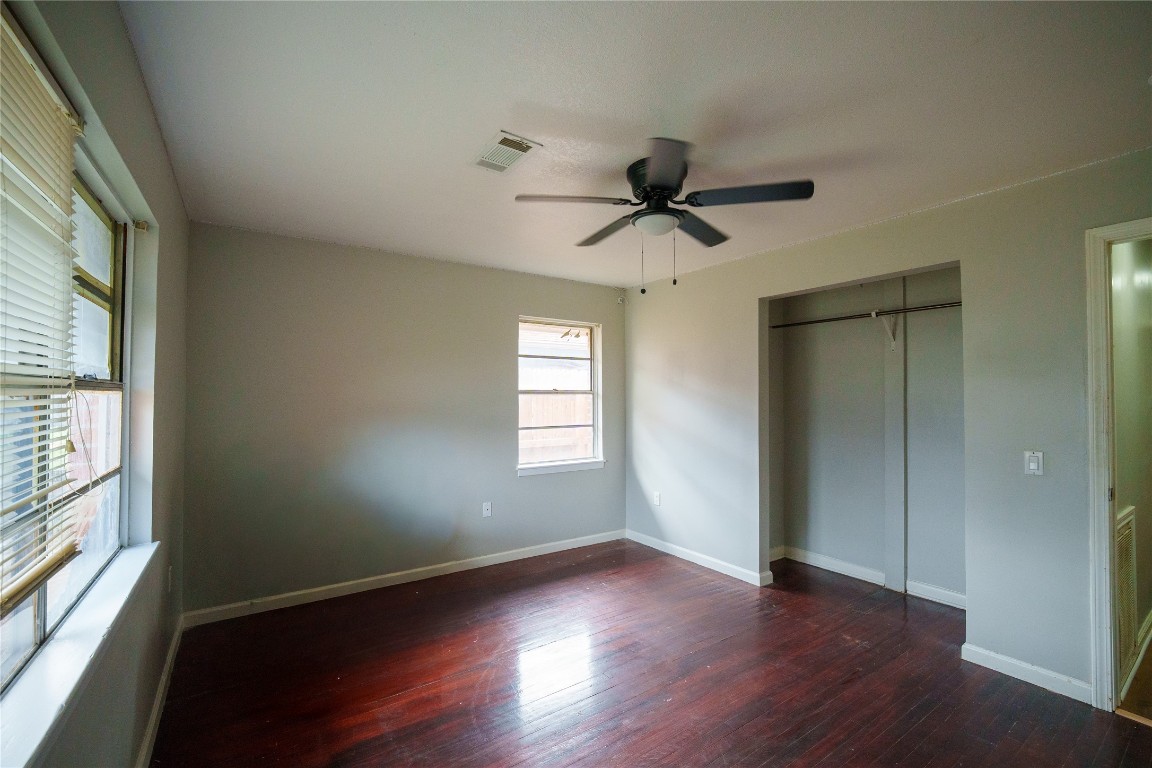 1904 Edgehill Road Pasadena, TX 77502 - Photo 7 of 16