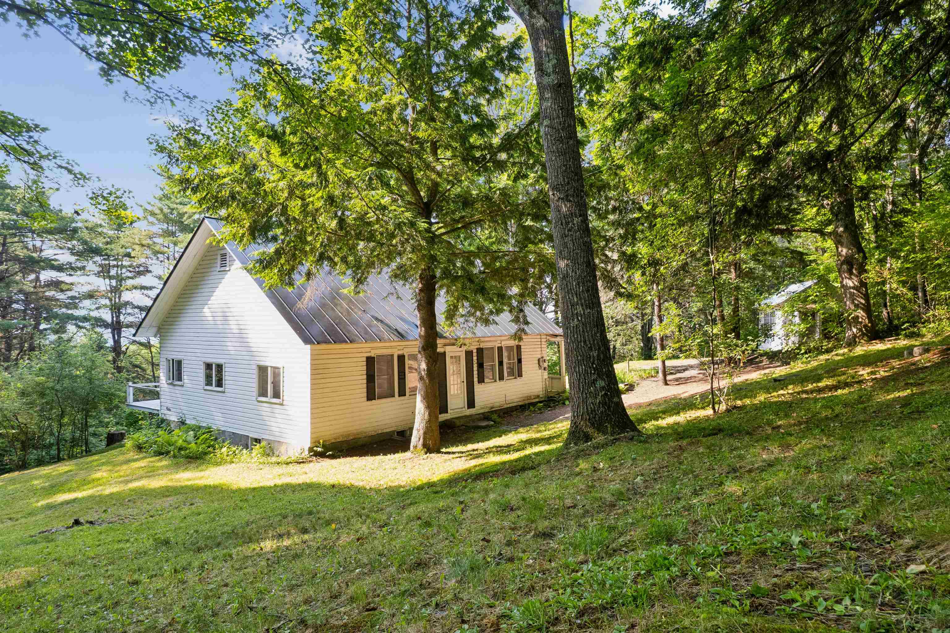 399 Academy Road Thetford, VT 05075 - Photo 7 of 22