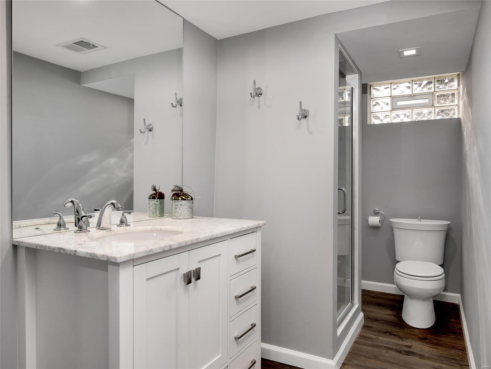 7226 Clayton Road St. Louis, MO 63117 - Photo 20 of 31 Gallery Image 20