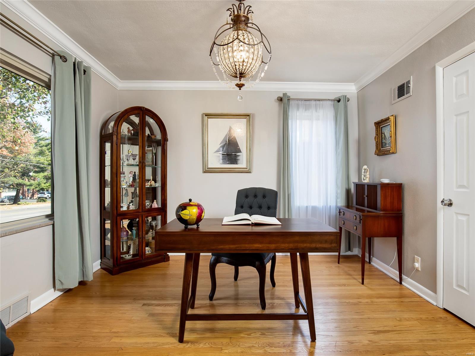 7226 Clayton Road St. Louis, MO 63117 - Photo 9 of 31 Gallery Image 9