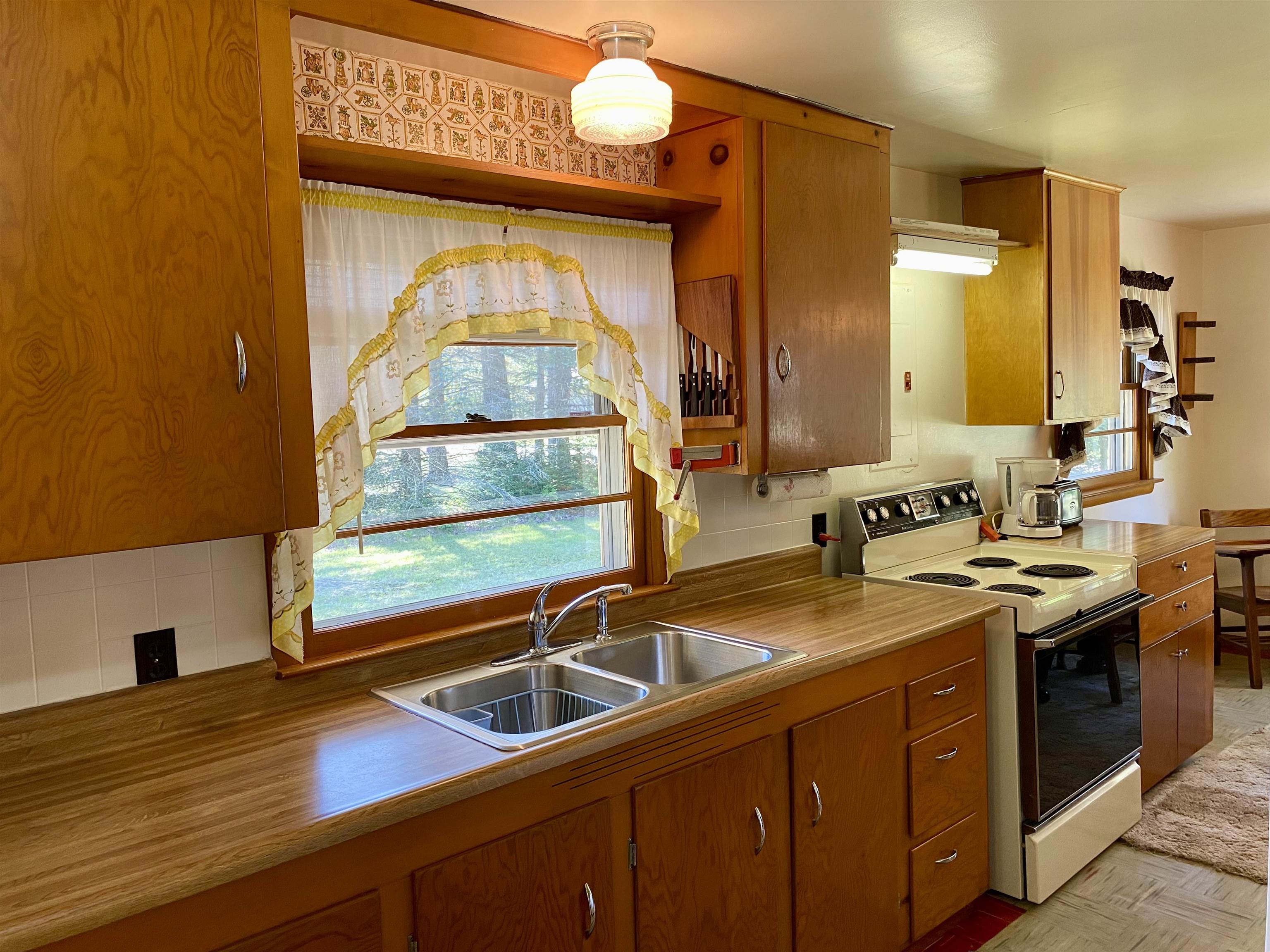 4172 Willert Road Glennie, MI 48737 - Photo 7 of 29