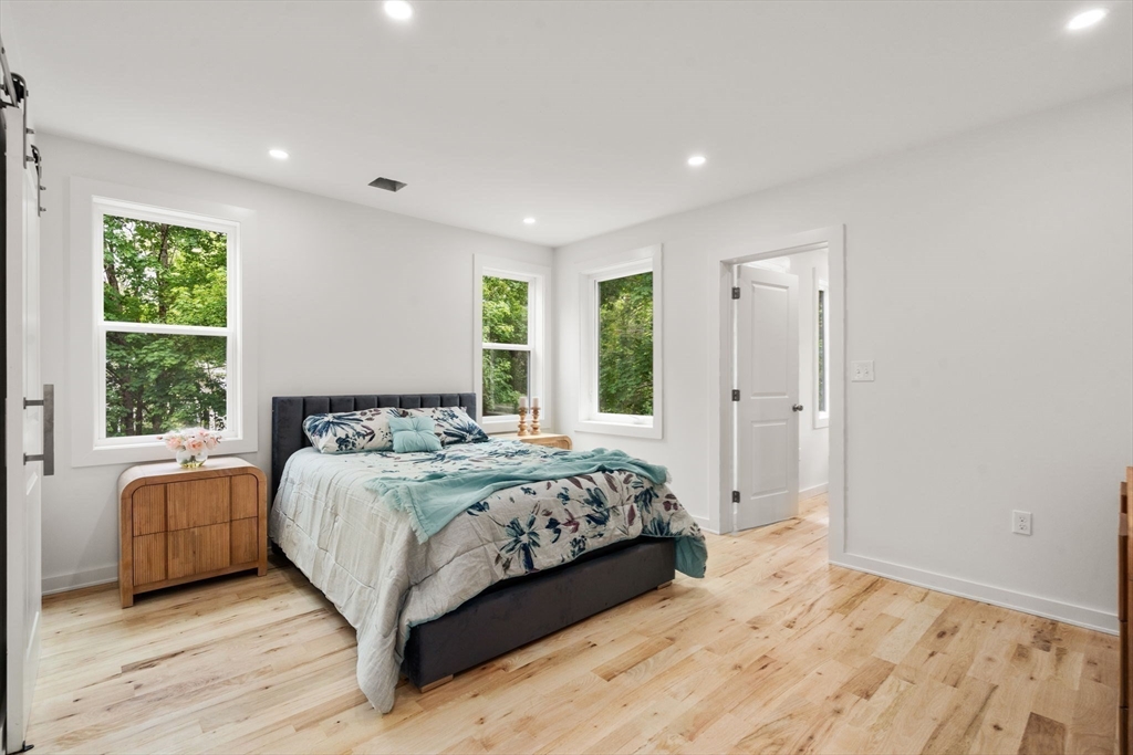 174 Gilbert Street Mansfield, MA 02048 - Photo 11 of 40