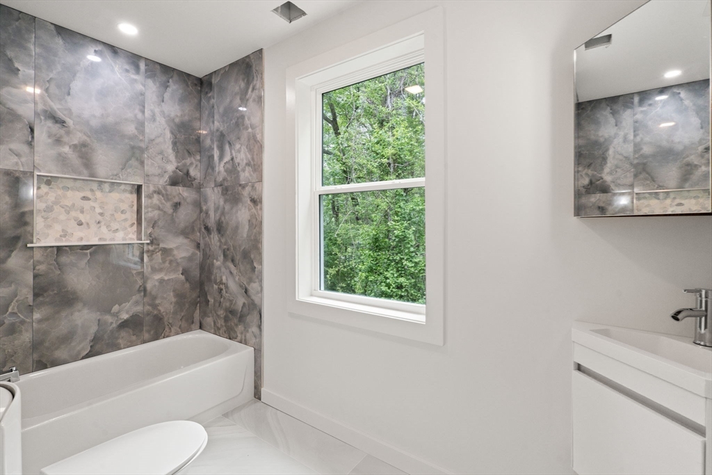 174 Gilbert Street Mansfield, MA 02048 - Photo 20 of 40