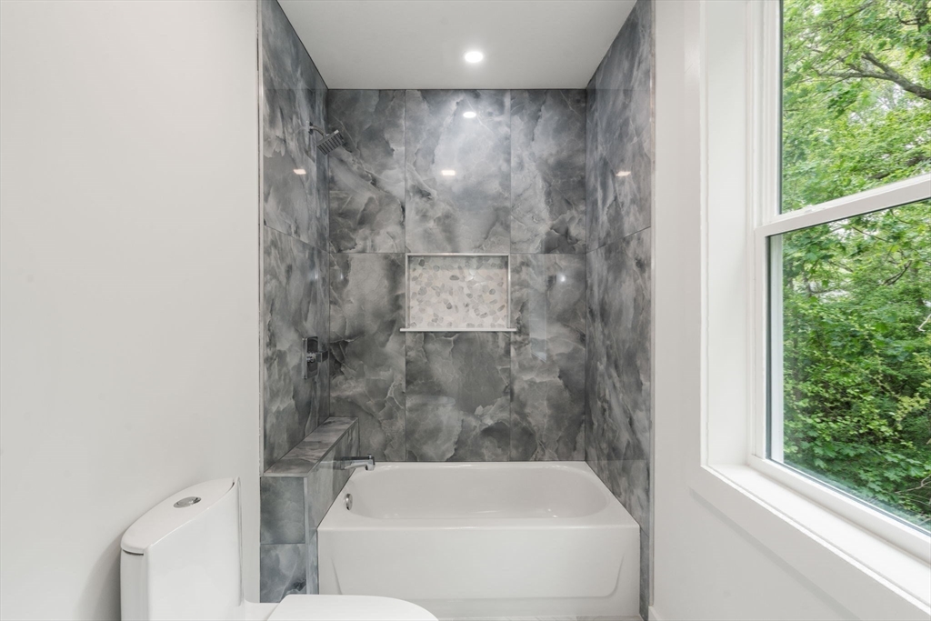 174 Gilbert Street Mansfield, MA 02048 - Photo 21 of 40