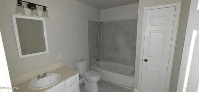 $1,200 | 100 Winchester Drive, Unit 608, Lafayette, LA 70506