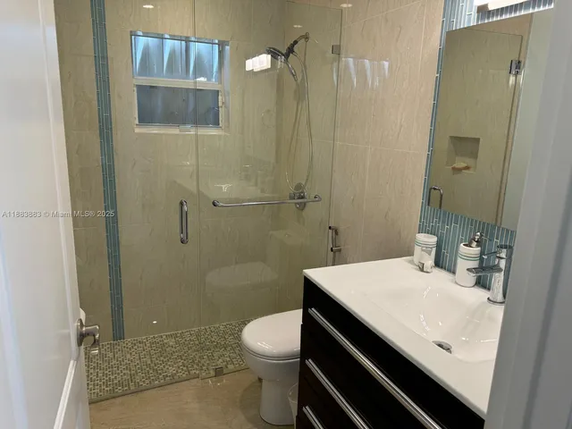 $4,300 | 18864 Northwest 89th Court, Unit 18864, Hialeah, FL 33018