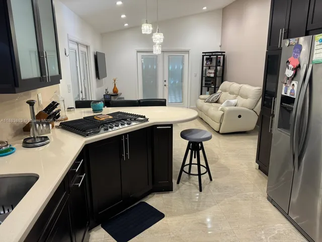 $4,300 | 18864 Northwest 89th Court, Unit 18864, Hialeah, FL 33018