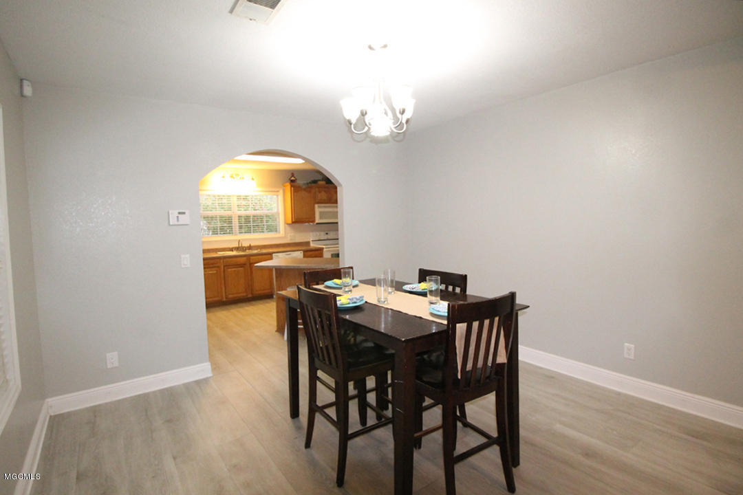 6401 Elder Ferry Road Moss Point, MS 39563 - Photo 13 of 44 2 (4)