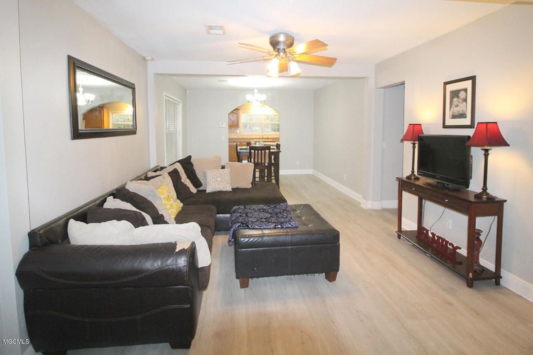 6401 Elder Ferry Road Moss Point, MS 39563 - Photo 17 of 44 2 (8)