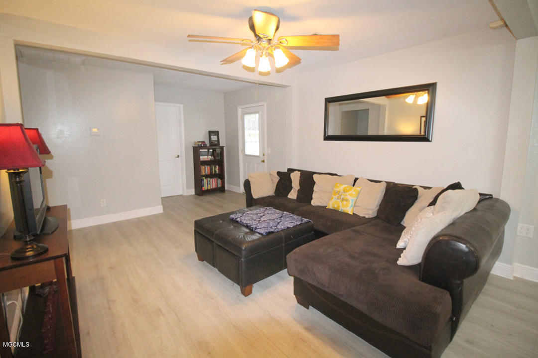 6401 Elder Ferry Road Moss Point, MS 39563 - Photo 18 of 44 2 (9)