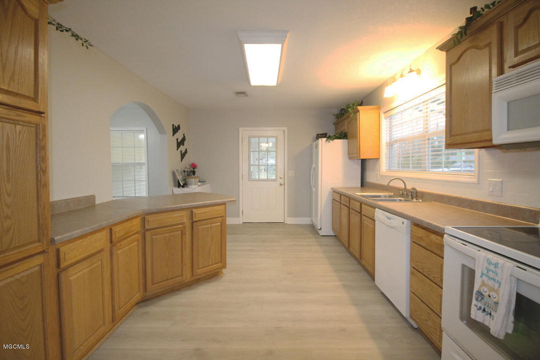 6401 Elder Ferry Road Moss Point, MS 39563 - Photo 6 of 44 Additional Photo
