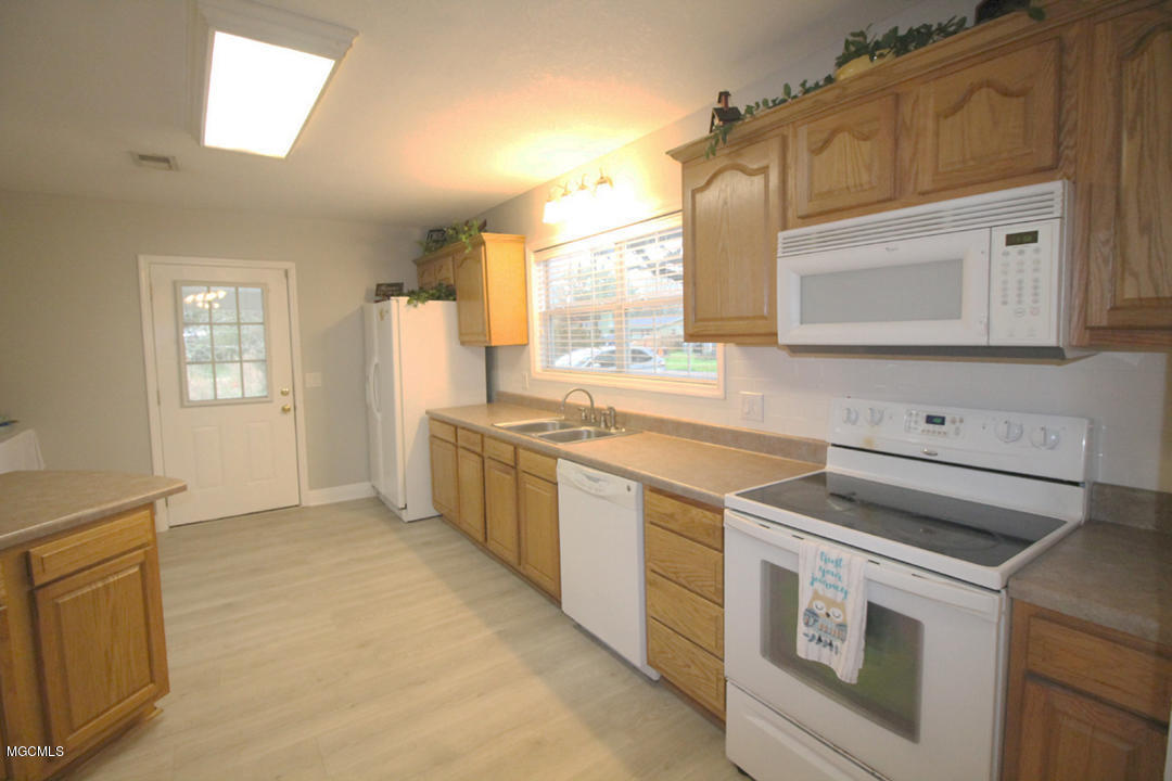 6401 Elder Ferry Road Moss Point, MS 39563 - Photo 7 of 44 Additional Photo