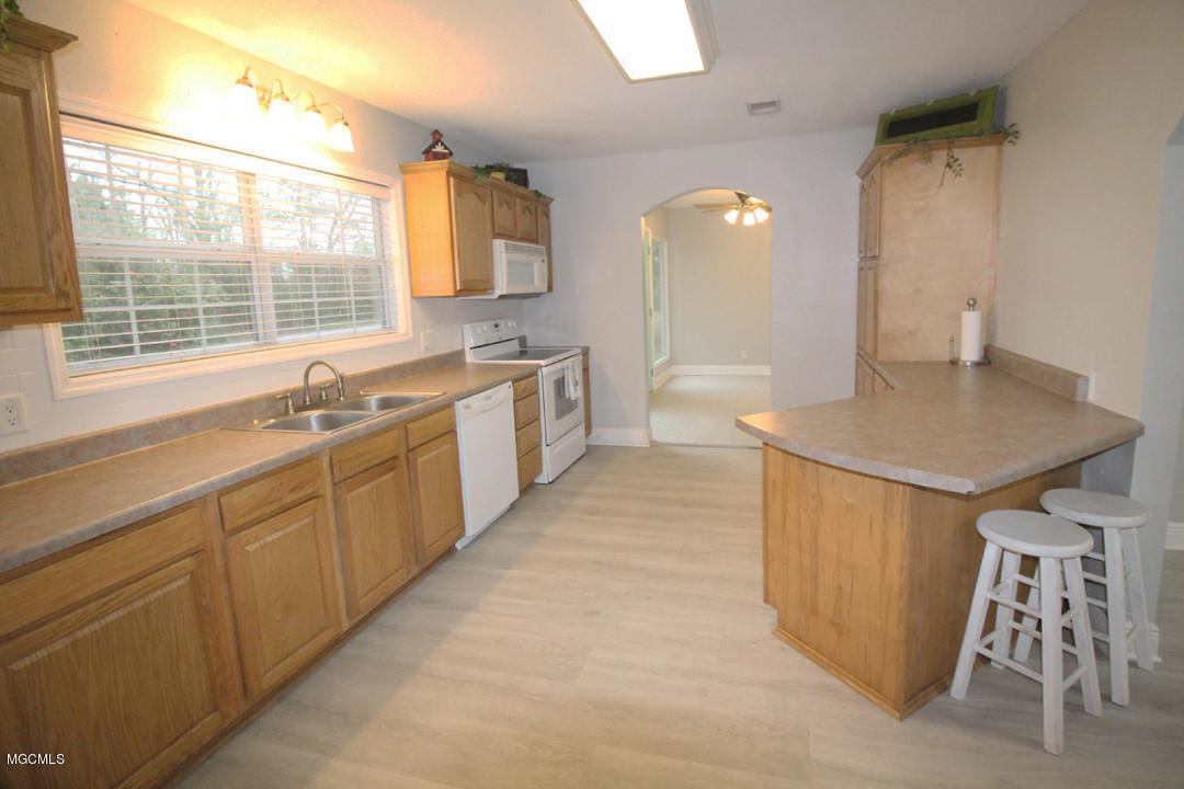 6401 Elder Ferry Road Moss Point, MS 39563 - Photo 9 of 44 Additional Photo