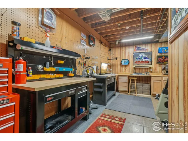 a view of a storage & utility room