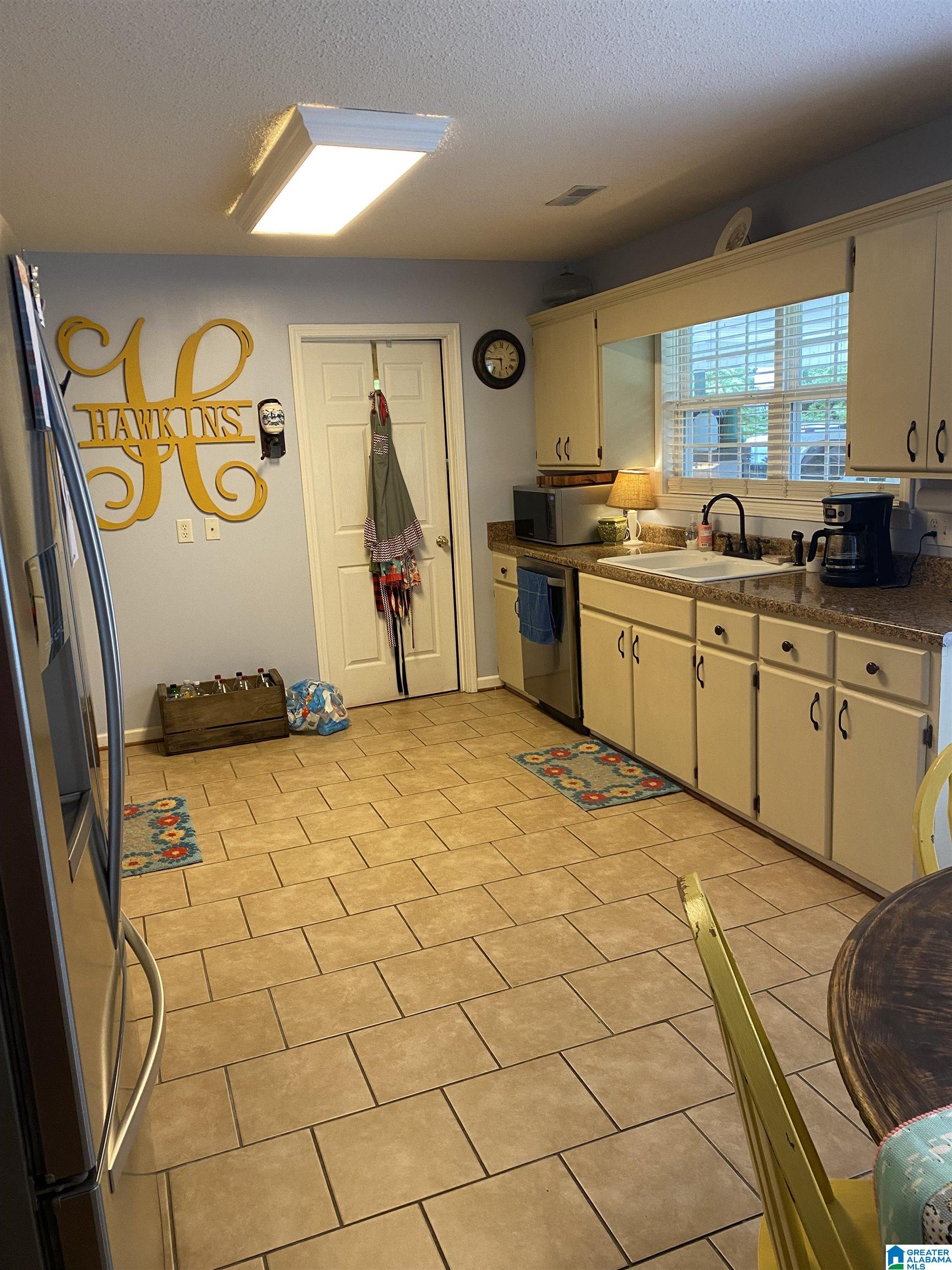 90 Central Henderson Road Boaz, AL 35957 - Photo 5 of 23