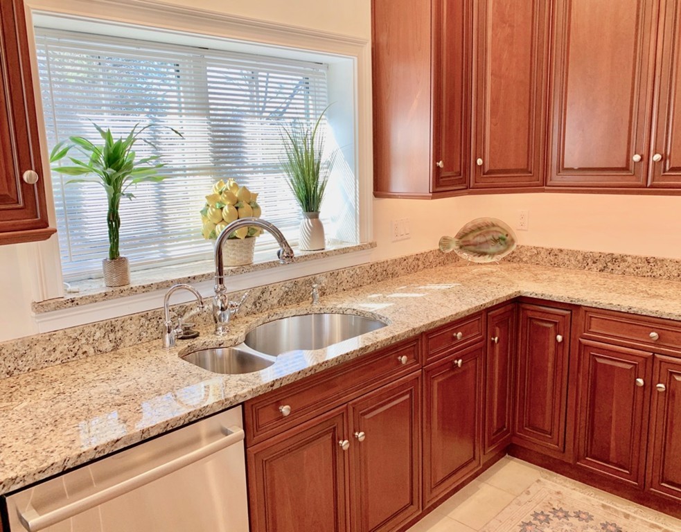3 Summit Road, Unit 50 Belmont, MA 02478 - Photo 10 of 29 Gallery Image 10