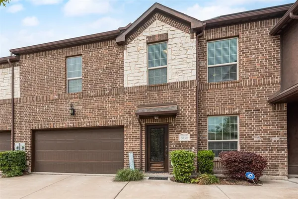 $319,990 | 5039 Venecia Way, Grand Prairie, TX 75052
