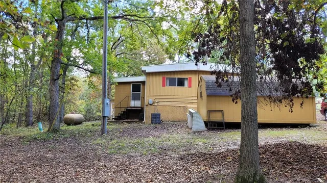 $130,000 | 28530 Shore Road, Warsaw, MO 65355