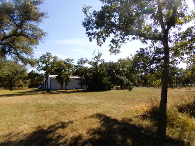 $749,000 | 1055 East Branding Iron, Weimar, TX 78962