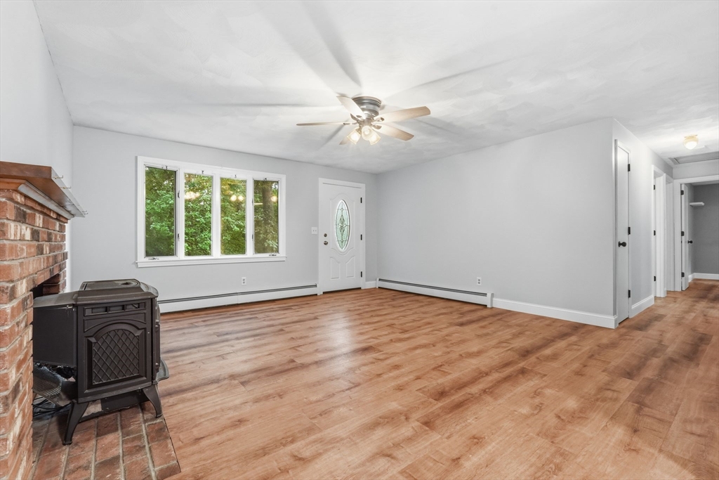 226 Plumtree Road Sunderland, MA 01375 - Photo 10 of 42