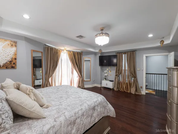 $529,990 | 4608 Nett Street, Unit E, Houston, TX 77007