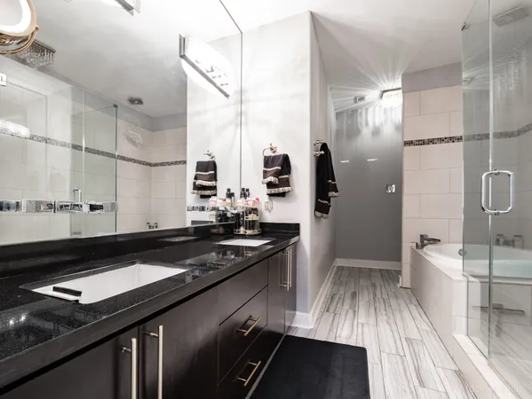 $529,990 | 4608 Nett Street, Unit E, Houston, TX 77007